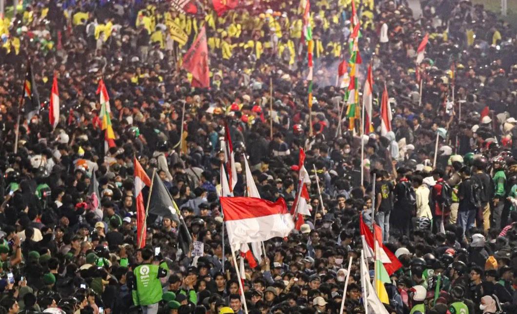 Penyampaian Pendapat adalah Bagian dari Demokrasi: Tinjauan Konstitusi Indonesia dan Perspektif Internasional